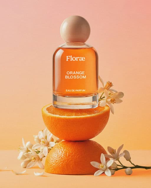 Floræ – Beauty & Personal Care identity by ezgi, additional view 3 of 7