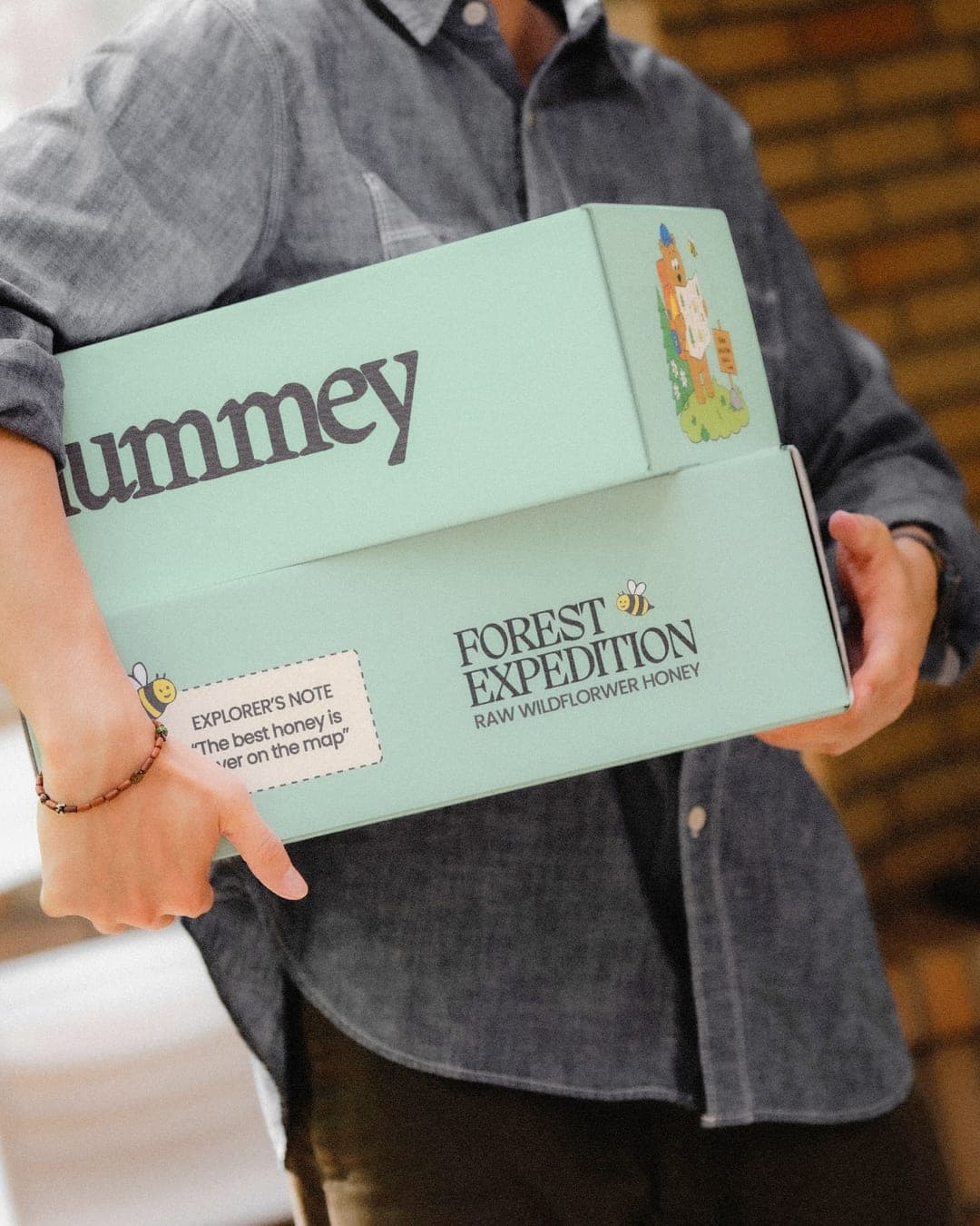 Hummey - honey brand – Food & Beverage identity by Arshmah Designs, additional view 4 of 8